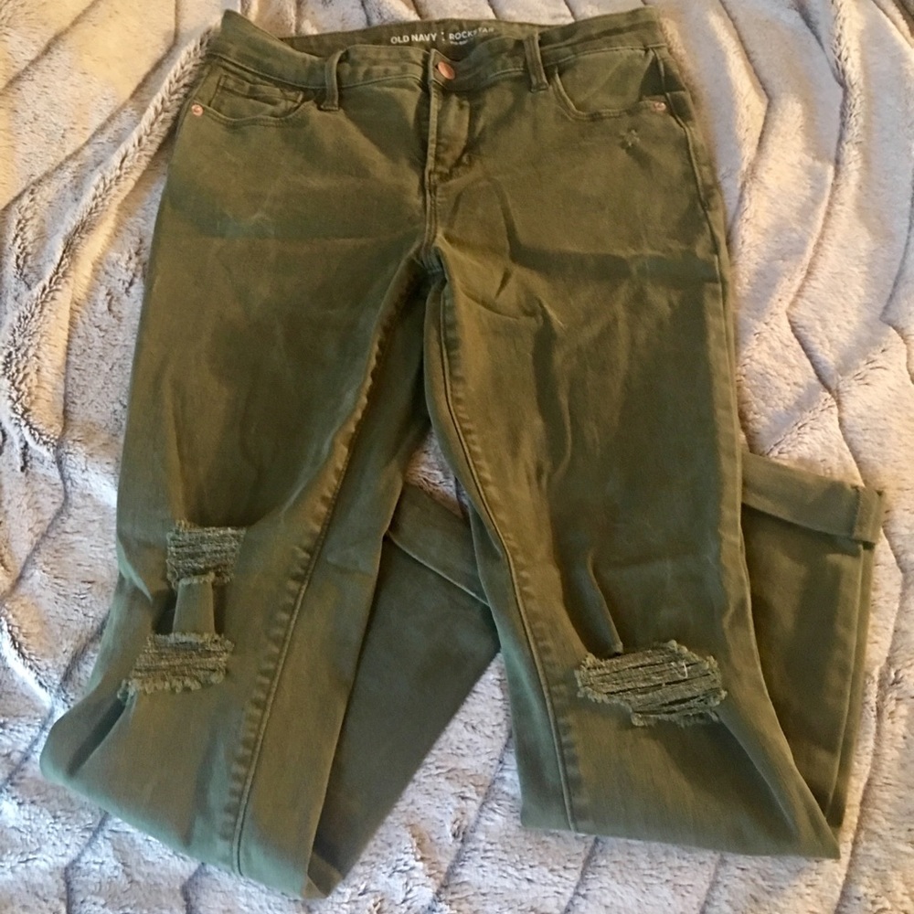 Distressed ON Rockstar jeans